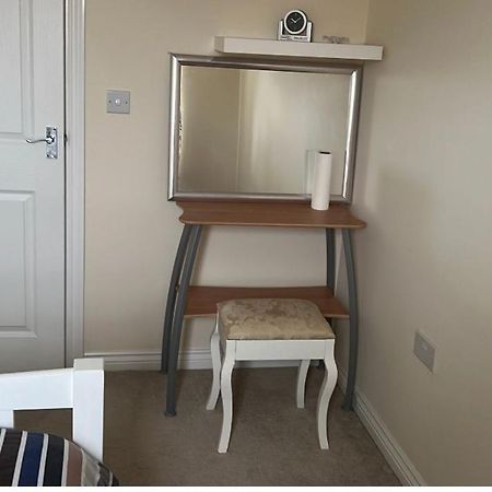 Appartement Salimi à Bridgend  Extérieur photo