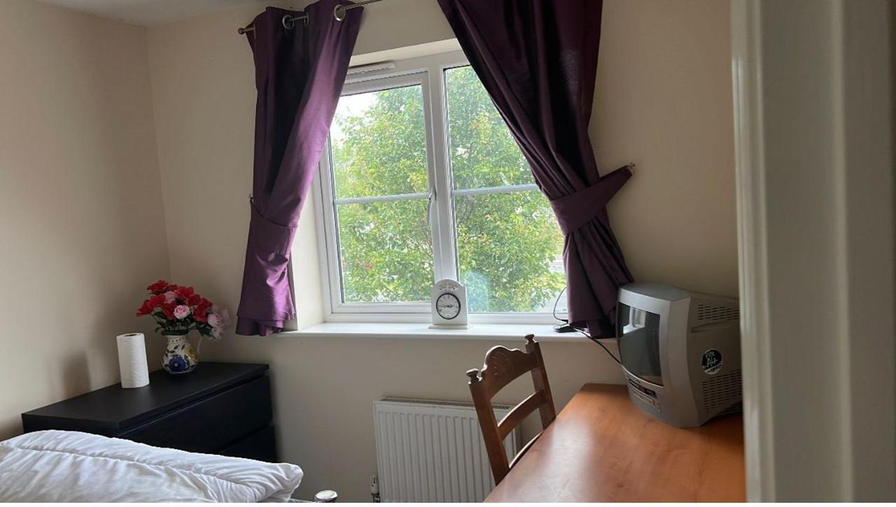 Appartement Salimi à Bridgend  Extérieur photo
